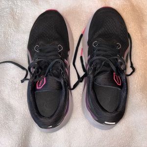 ASICS Gel Kayano 30, Size 7.5 WIDE